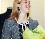 La princesse Madeleine de Suède honore une soirée caritative pour les enfants malades...