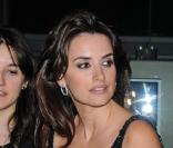 Penélope et Monica Cruz lors de l'after-party après la projection des Etreintes brisées de Pedro Almodovar à Madrid le 18 mars 2009