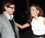 Eva Longoria n'en finit plus de recevoir ses amis, dont son coiffeur Ken Pavés, dans son restaurant Beso, pour son anniversaire !