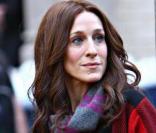Sarah Jessica en brune malgré elle pour le tournage du film Sex and The City, le 1er octobre 2007 à New York