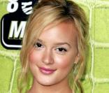 Méconnaissable en blonde, Leighton Meester n'en reste pas moins notre gossip favorite !  Le 2 novembre 2006 à Hollywood