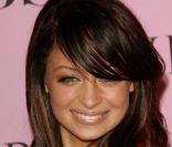 En version brune ténébreuse, c'est plutôt réussi ! On vous l'avez dit !  Nicole Richie, le 16 novembre 2006 lors du défilé Victoria's Secret à Hollywood