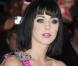 C"est le fushia qu"a choisi Katy Perry à Londres lors des Brit Awards, le 18 février 2009