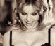 La magnifique Eva Herzigova... regardez-la dans les yeux... ou non !