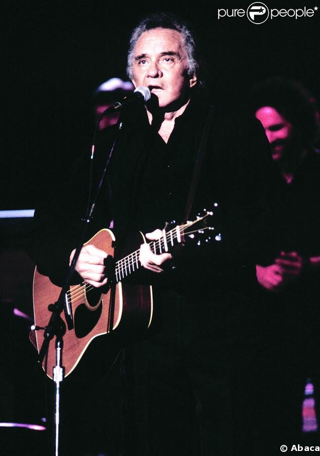 Johnny Cash sur scène en 1995