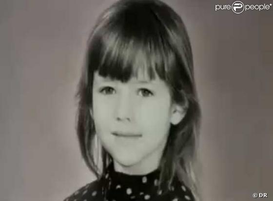 Sophie Marceau enfant, lors d'un flashback durant le film La Boum 2
