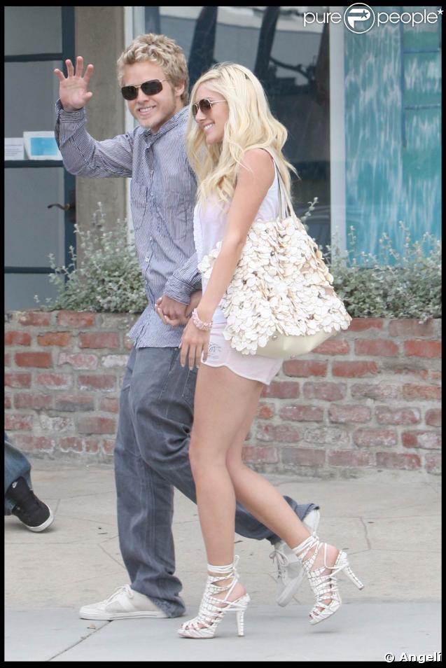 Heidi Montag et Spencer Pratt : amoureux... devant les photographes, au moins !