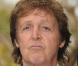 Les facétieuses grimaces de Paul McCartney pour l'inauguration de l'étoile de George Harrison sur Hollywood Bvd, le 14 avril 2009