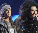 Tom Kaulitz (à gauche) des Tokio Hotel, soupçonné d'avoir frappé une fan, fait l'objet d'une enquête