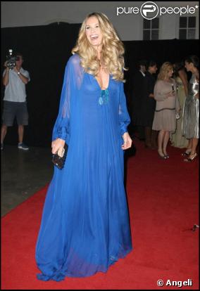 Elle Macpherson au Prix Marie-Claire Awards, au Royal Hall of Industries à Sydney