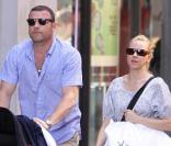 Naomi Watts et Liev Schreiber avec leurs deux enfants