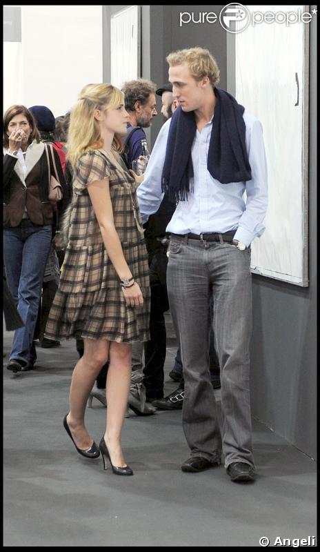 Emma Watson et son amoureux Jay Barrymore à Londres le 15 octobre 2008