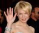 La très belle Renée Zellweger a fêté ses 40 ans avec... Madonna, Hugh Grant et tous ses potes !
