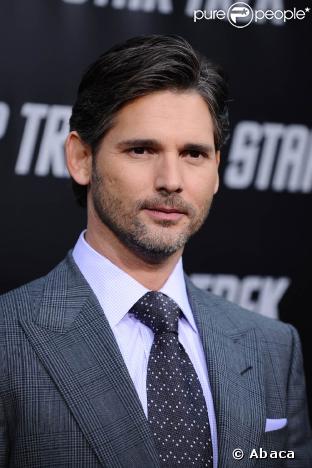 Eric Bana, d'une rare élégance, à l'occasion de l'avant-première de 