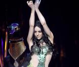 Sofia Essaïdi est Cléopâtre... mais n'a pas sa richesse !