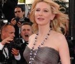Robe grise Giorgio Armani pour l'actrice Cate Blanchett ! Festival de Cannes 2008