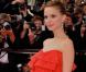 Natalie Portman, lors du Festival de Cannes 2008, était vêtue d"une petite robe rouge de chez Lanvin... 