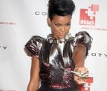Rihanna lors du gala de charité DKMS 2009 pour la lutte contre la leucémie le 7 mai 2009 à New York