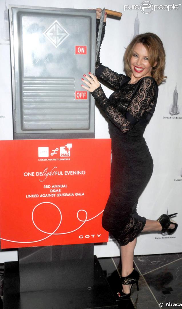 Kylie Minogue à L'Empire State Building dans le cadre de l'événement de charité de DKMS pour la lutte contre la leucémie le 7 mai 2009