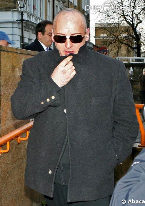 Boy George sort du tribunal en novembre 2007 