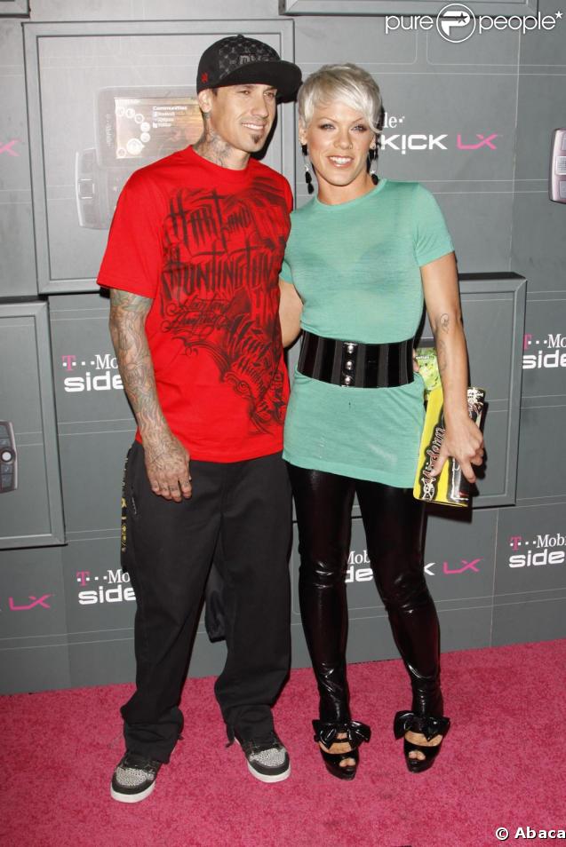 Pink et son mari Carey à la soirée T-mobile à Los Angeles hier soir