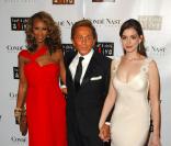 Valentino, Ima Bowie et Anne Hathaway