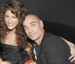 Jean-Marc Barr et Maria Jurado ont choisi de ne plus se cacher et ont affiché leur amour lors de la soirée Audi Talents Awards, le 14 mai, à la terrasse Audi, Festival de Cannes 2009. Ici avec Ora Ito et Guillaume Canet 