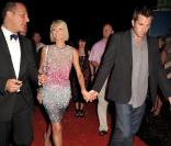 Paris Hilton hier soir au VIP à Cannes avec son amoureux Doug Reinhardt et Jean Roch 