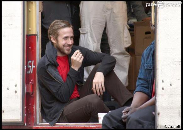 Ryan Gosling sur le tournage de Blue Valentine à New York le 19 mai 2009