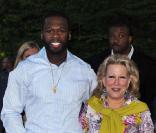 Curtis Jackson surnommé 50 Cent et Bette Midler au 8e pique-nique annuel du ''Restoration Project'' de Bette Midler à New York le 19 mai 2009