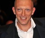 Vincent Cassel sur le tapis rouge pour la projection de A Deriva, à Cannes hier soir 