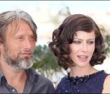 Anna Mouglalis et Madds Mikkelsen présentent le Coco Chanel & Igor Stravinsky de Jan Kounen, projeté en clôture de ce 62e festival de Cannes