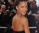 Noémie Lenoir, dans une robe bustier en brocard, signée Giorgio Armani Privé !