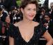 Emma de Caunes totalement bombesque dans sa petite robe à paillettes Elie Saab !