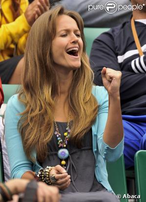 Kim Sears, la petite-amie d'Andy Murray, soutient son amoureux lors du tournoi de Roland Garros le 27 mai 2009