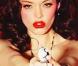 Rose McGowan... nous braque de ses charmes en couverture de Above Magazine !