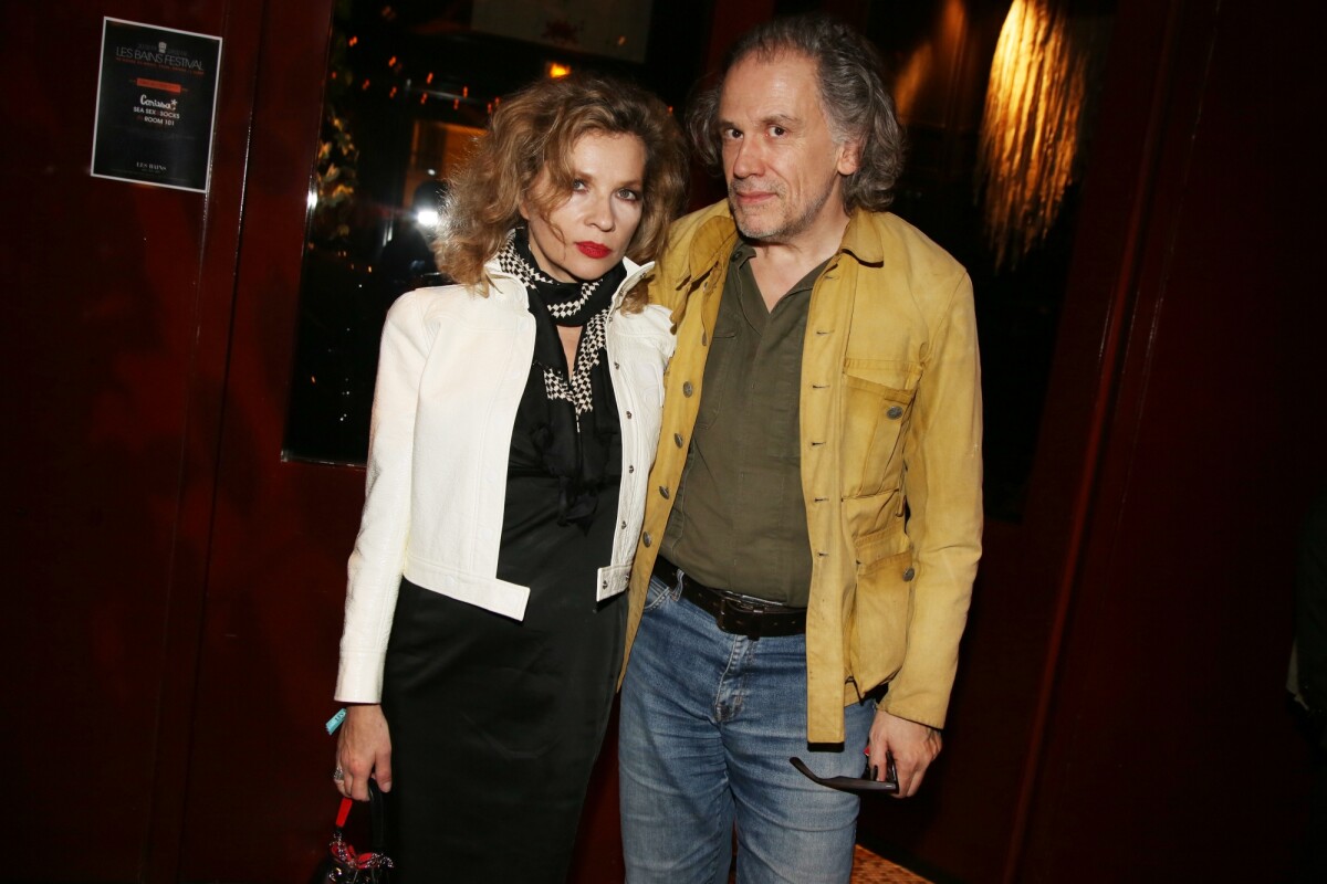Photo Eva Ionesco et Simon Liberati lors du concert privé du chanteur