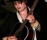 Pete Doherty inaugure The Den and Centro
