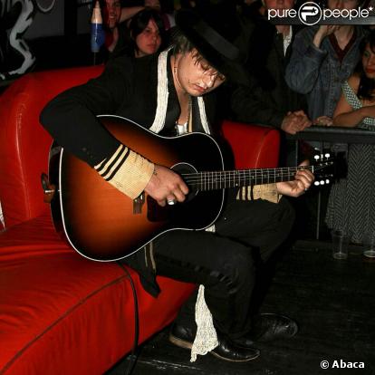 Pete Doherty inaugure The Den and Centro