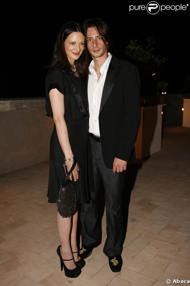 Asia Argento et Michele Civetta, lors du dîner de gala en hommahe à Isabelle Huppert, au Palazzo Farnese, à l'ambassade français de Rome, le 3 juin 2009 !
