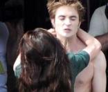 Robert Pattinson et Kristen Sewart sur le tournage de Twilight en Italie à Montepulciano.