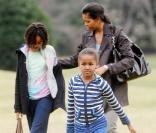 Michelle Obama avec ses filles Sasha et Malia