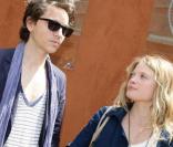 Mélanie Thierry et Raphaël à leur arrivée hier à Roland-Garros 