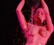 Dita Von Teese absolument sublime lors de l"un de ses célèbres shows !