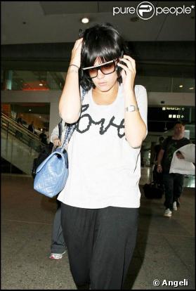 Lily Allen à l'aéroport de Sidney, le 9 juin