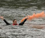 Maud Fontenoy a fait une démonstration de sauvetage en mer sur la Seine