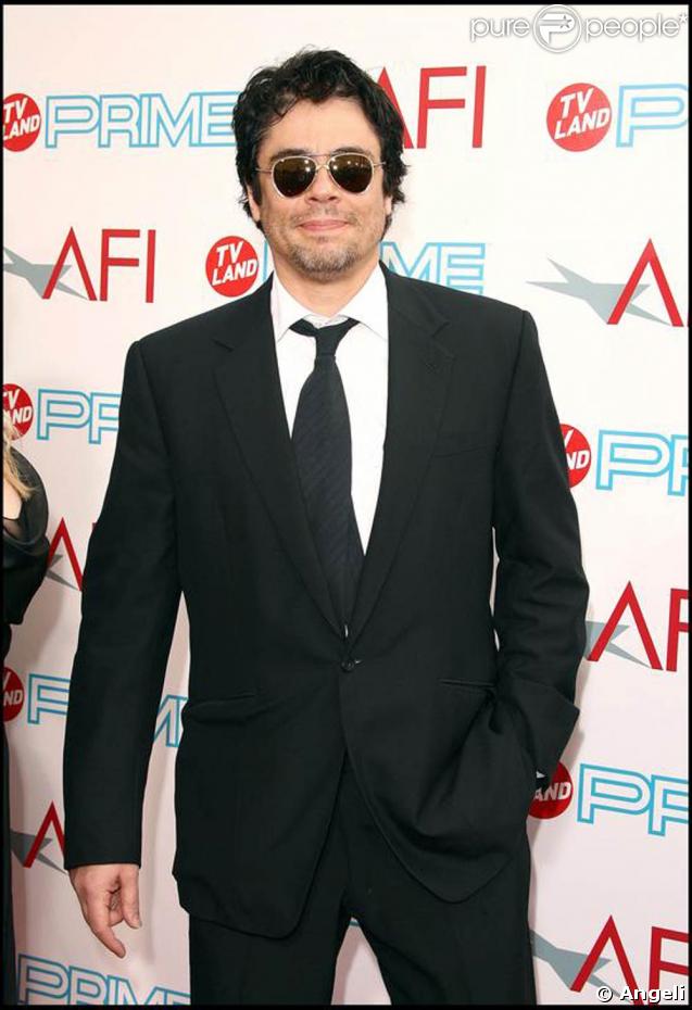 Benicio del Toro à la soirée AFI donnée en l'honneur de Michael Douglas