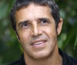 Benjamin Biolay produit le prochain album Julien Clerc...