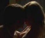 La belle Anna Paquin dans le premier épisode de la deuxième saison de la série True Blood !