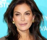 Teri Hatcher 